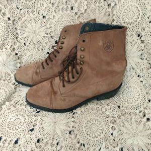 Ariat Lace Up Ropers Size 7.5